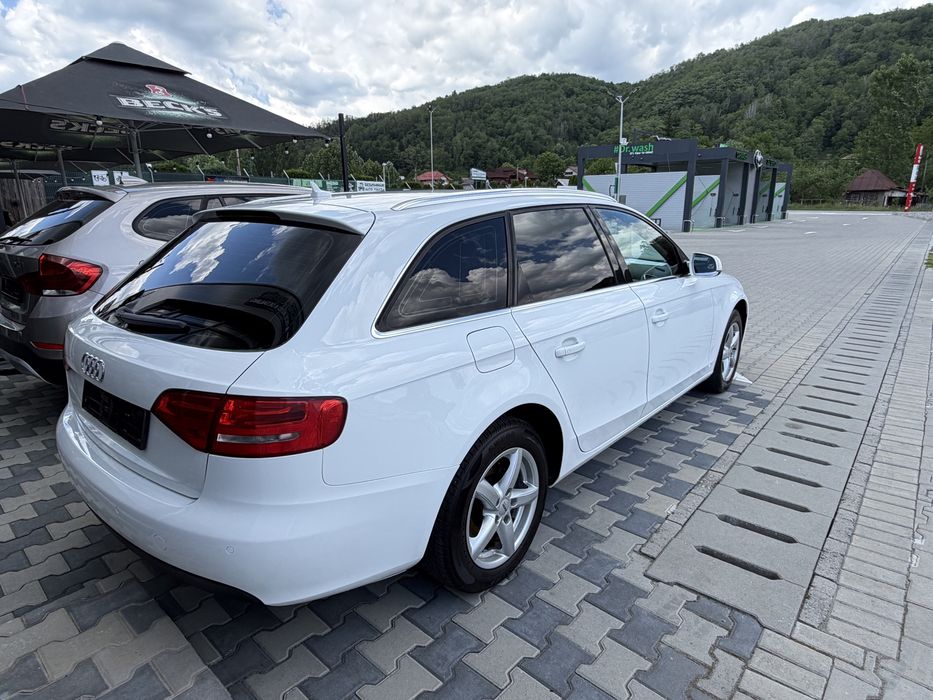 AUDI A4 Avant 2011 — imagine 3