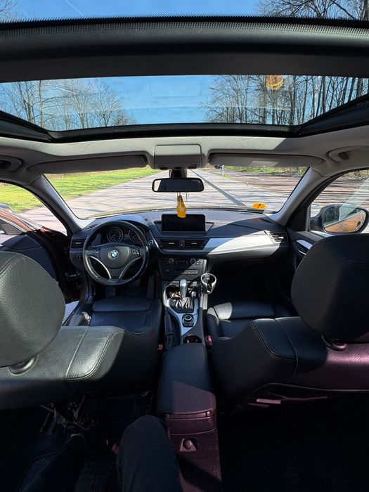 BMW X1 2010 — imagine 44