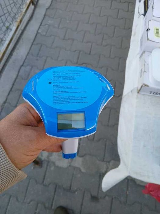 Termometru solar digital pentru piscină / jacuzzi.
