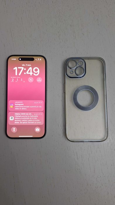 Vand Iphone 15  la cutie