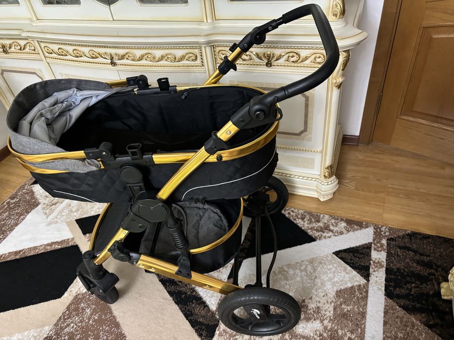 Детская коляска