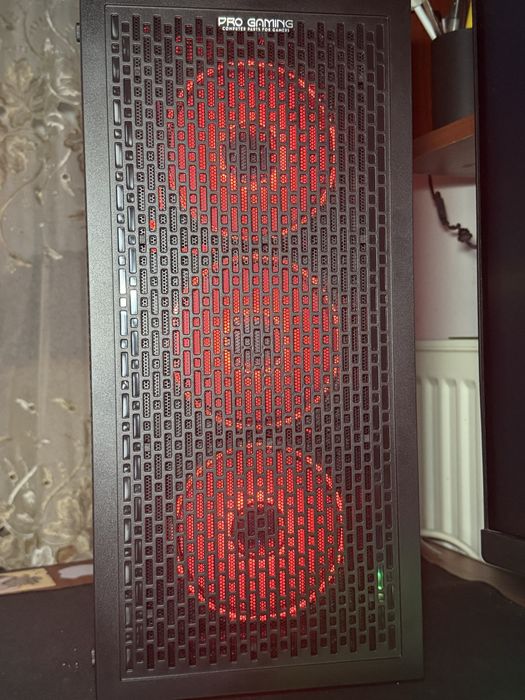 Pc Ryzen 5 5600x 16gb rx 6700xt 12gb