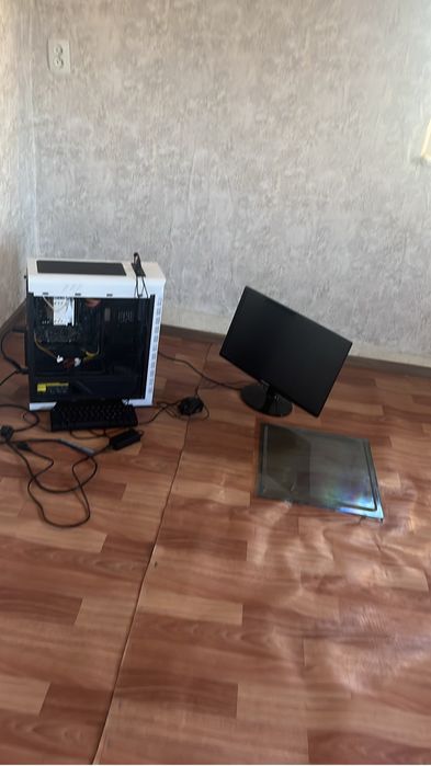 Продам компьютер gtx 1650 i3 8100