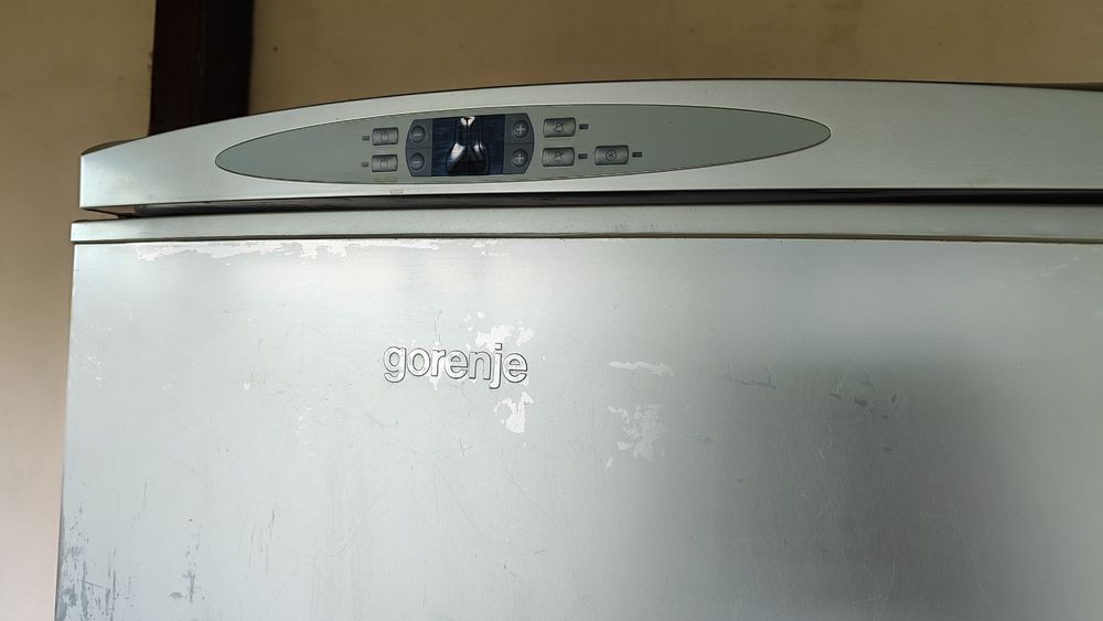 Frigider Gorenje două compresoare