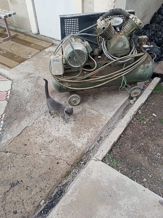 Продаю компрессор