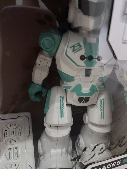 робот игрушка для всех