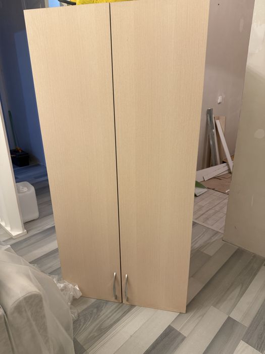 Продам Шкаф навесной