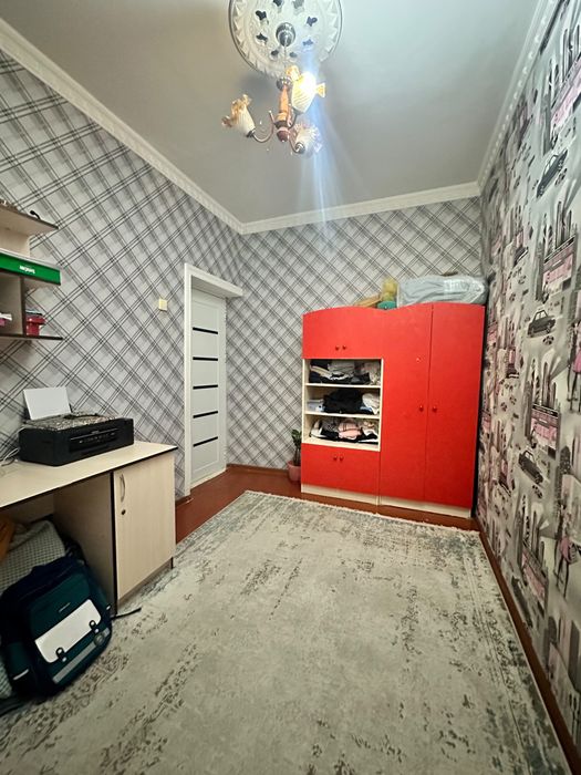 Уй сатылады микрорайон16дом4кв