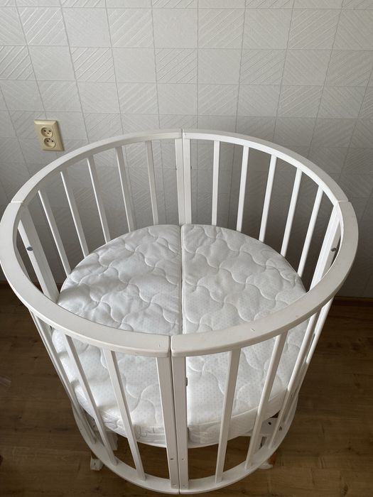 кроватка маятник