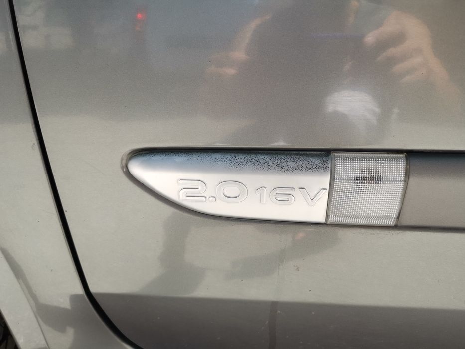 Рено Лагуна 2 бензин 2.0 16v