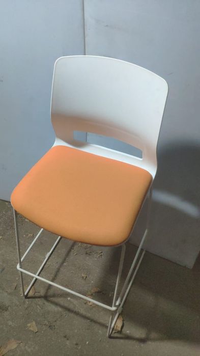 Барные стулья ирландские