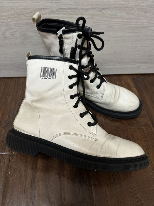 Женские зимние ботинки размер 38.