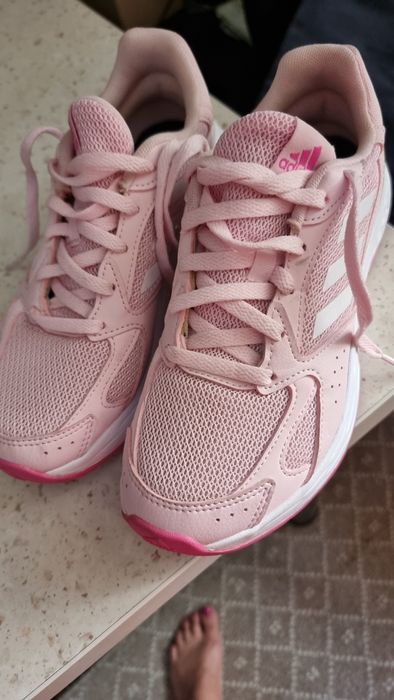 Adidas dama nr 37