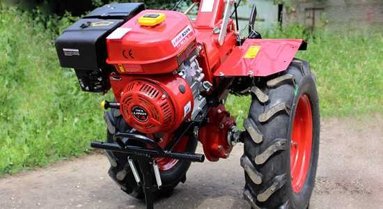 Вспашка огорода по городу.