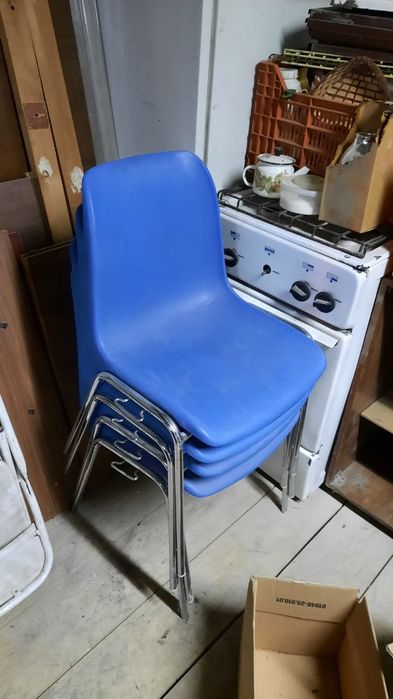 Продаются стулья Садовые