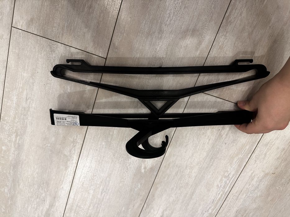 Вешалки пластиковые крепкие