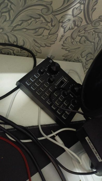 Продам микрофон для компьютера