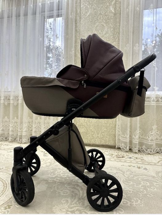 Продам коляску anex cross 2 в 1
