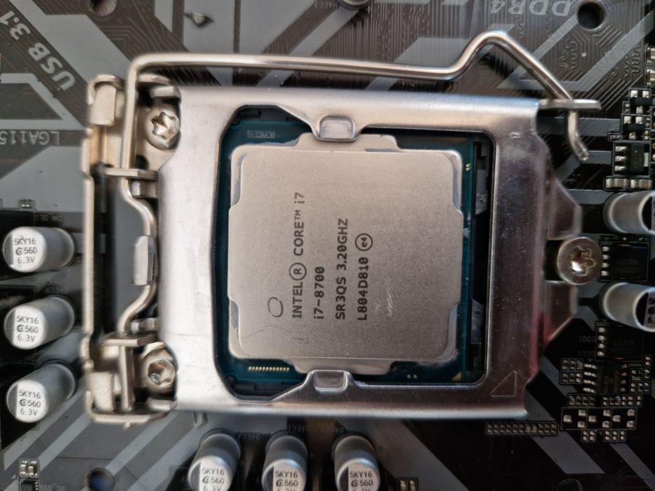 intel core i7 8700 + материнская плата