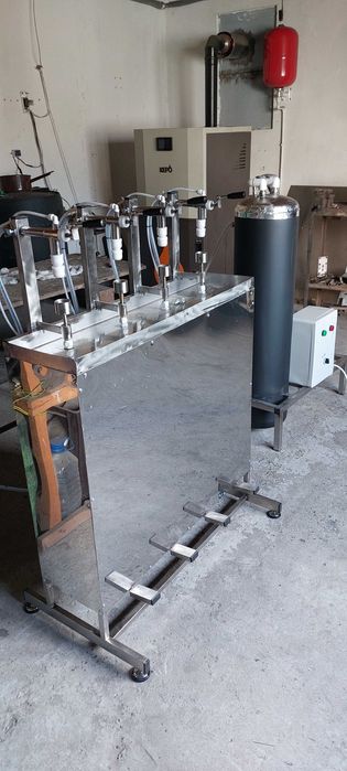 Masina de sifon si linii de imbuteliat
