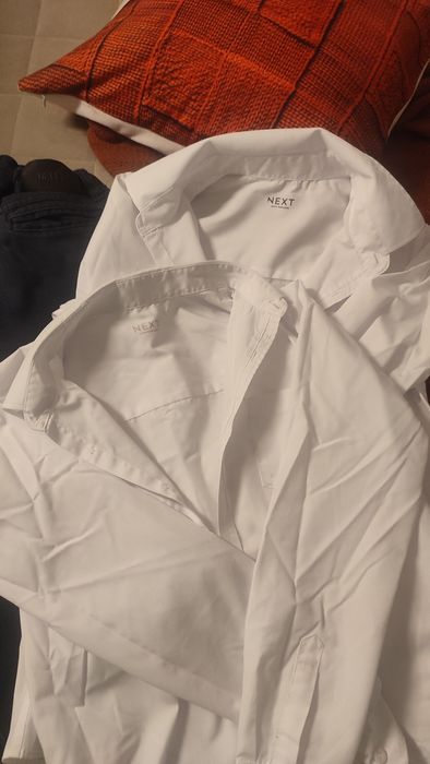 Продам школьную одежду