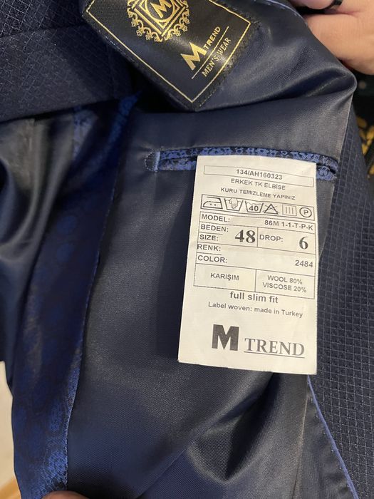 Продам кастюмы мужские