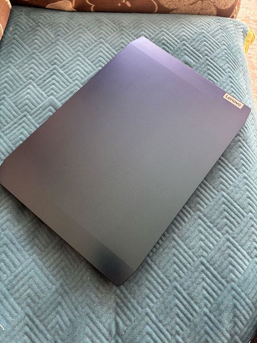 Ноутбук игровой продам