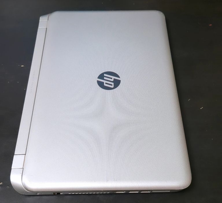 HP Pavilion Notebook 15 i5 8GB RAM