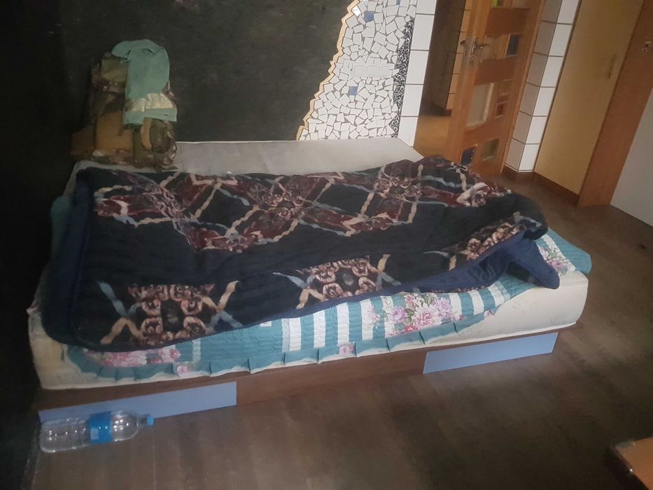 Продается спальня