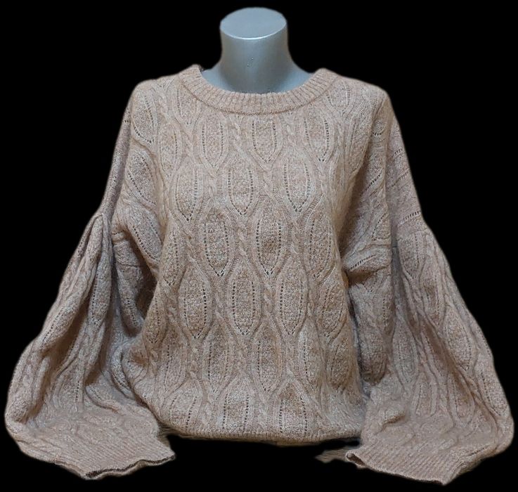 Пуловер RAN . размер XL/2XL 34%kid mohair, 34% вълна.