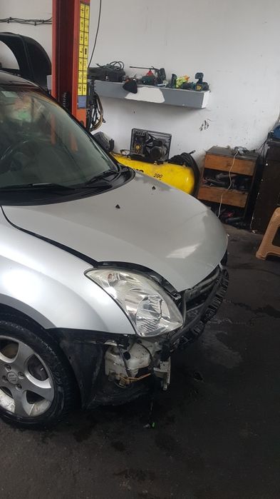 Сузуки суифт 1.3 4×4 бензин на части