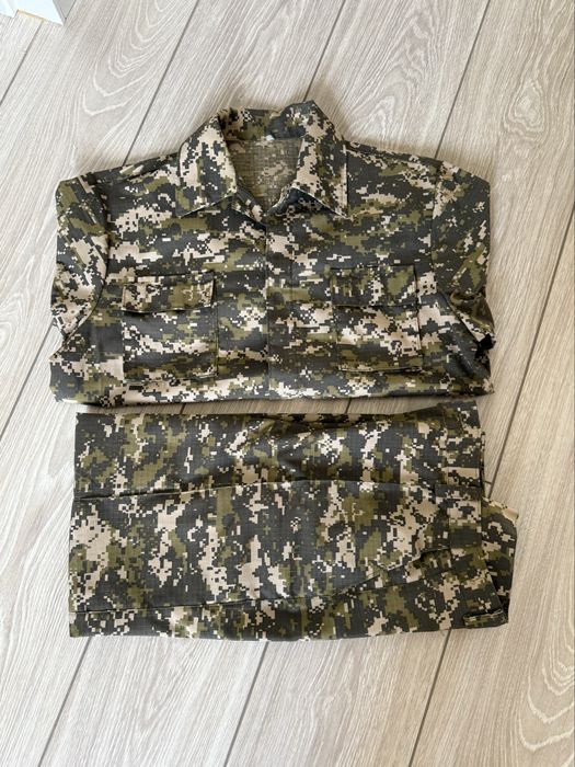 Военная форма (2 комплекта)
