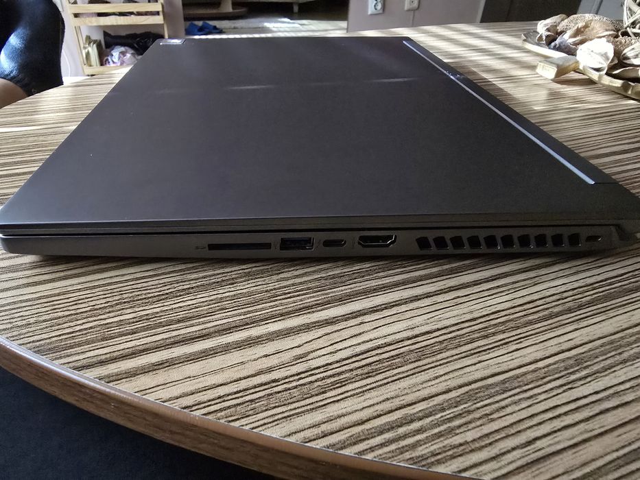 Acer Predator PT516-51s