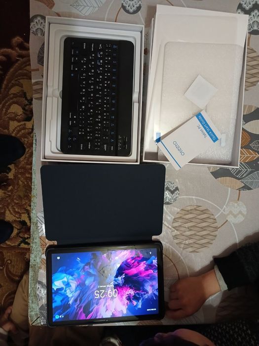 Планшет сотилади янги