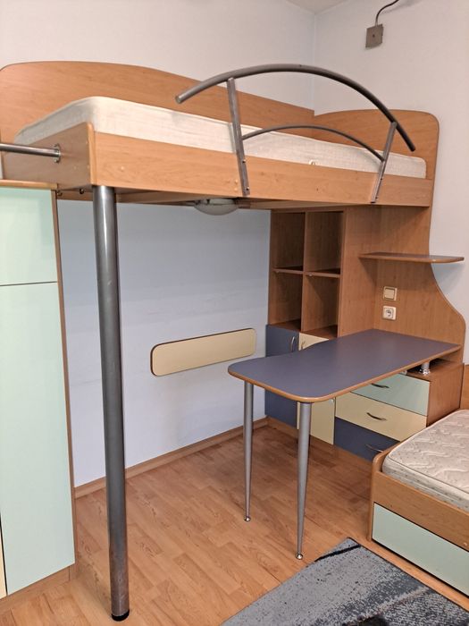 Двуетажно детски обзавеждане