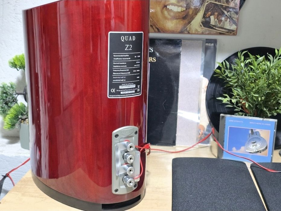 Boxe QUAD Z2, hi-end , impecabile , cireș, locuite,  boxe de raft