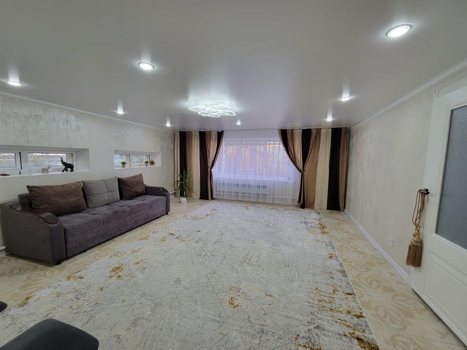 Продам хороший, кирпичный дом!