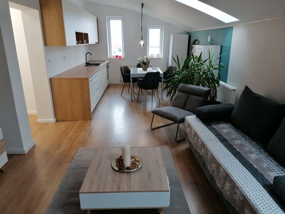 Apartament 2 camere de închiriat