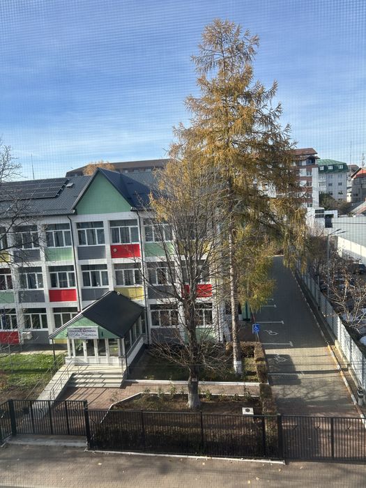 Garsoniera de inchiriat Vis a Vis de Liceul Pedagogic Suceava