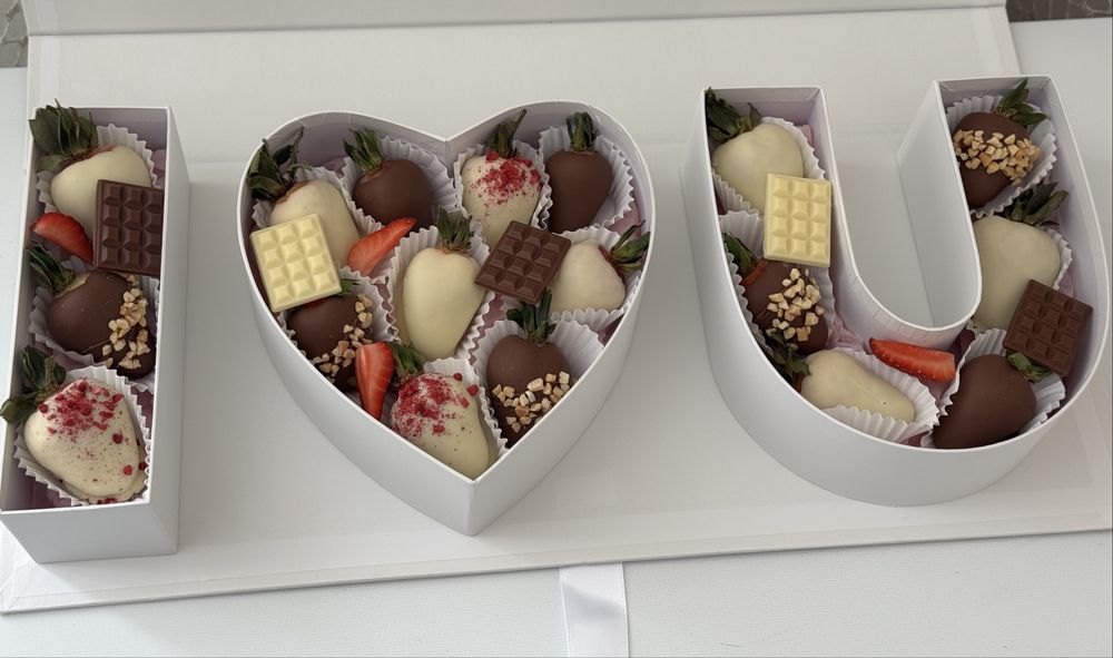 Клубника в шоколаде Алматы