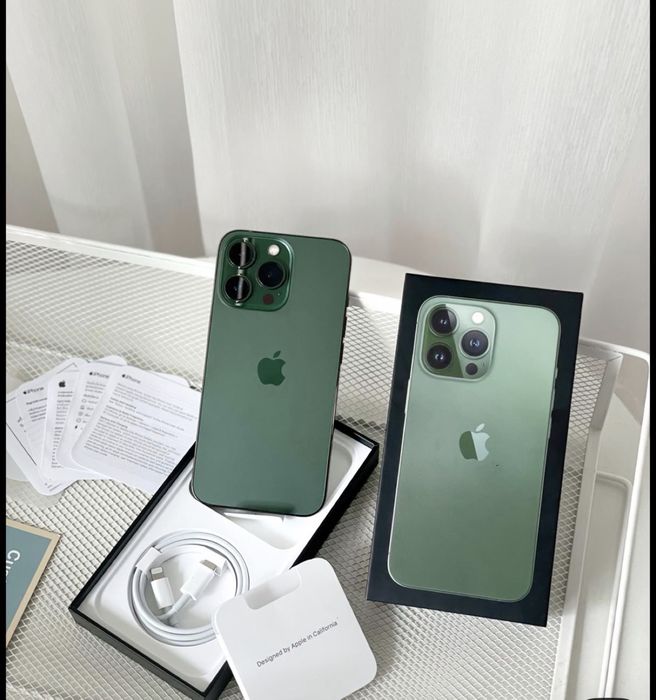 Продам айфон 13 про макс