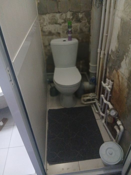 Юнусобод.1 хона 4кв.Кватиран 5 кизларга.1 мл. сум.