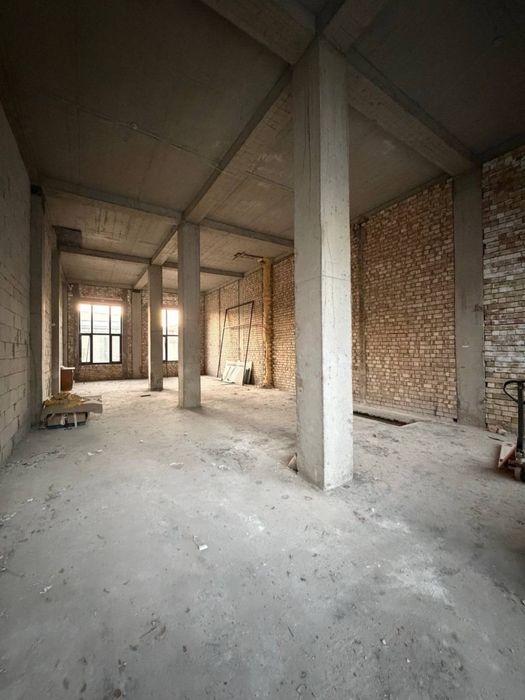 Ул.Бабура Жк "Узбегим" нежилое помещение 316кв.м первая линия срочно