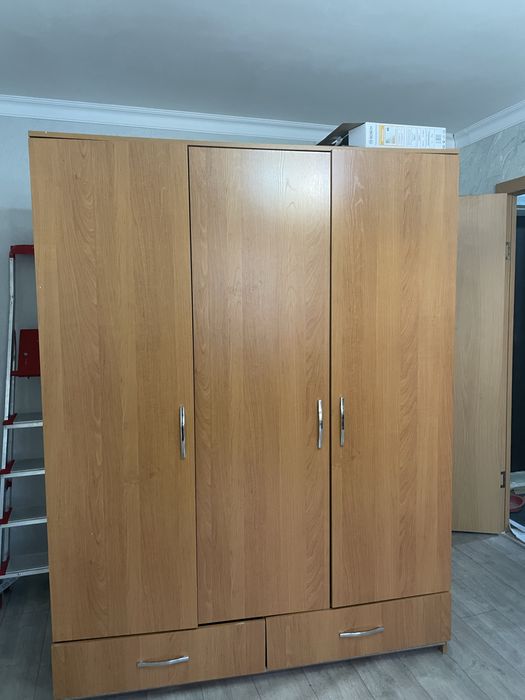 Шкаф стеллаж продам срочно астана