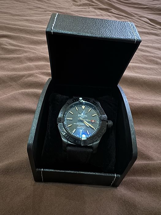 Мъжки часовник Breitling Superocean 44 Black Steel