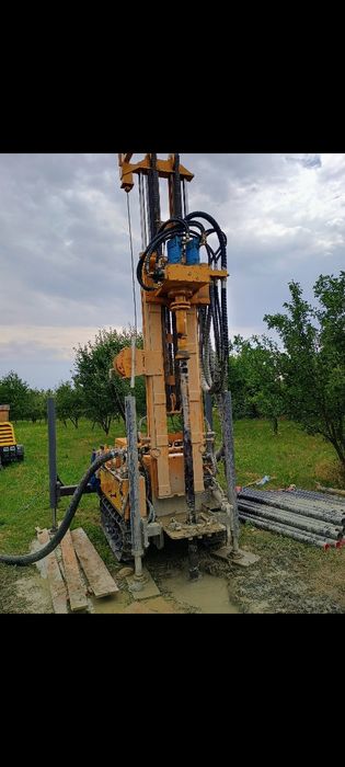 Vand Utilaj foraje puturi apa,instalație foraj puturi,forat,put apa