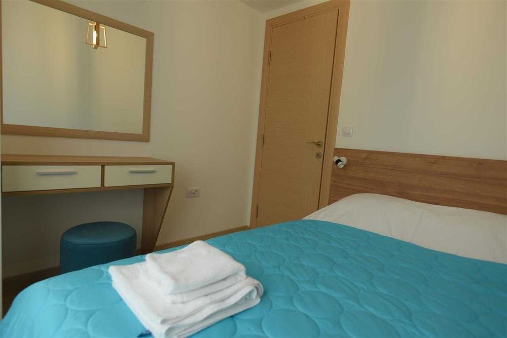 Дава се под наем Тристаен апартамент в София, Зона Б-5 - 90 кв.м за 663 € - Снимка #1