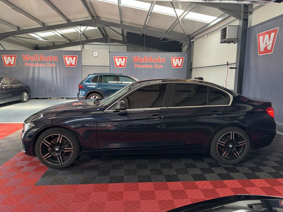 BMW 320D  automat