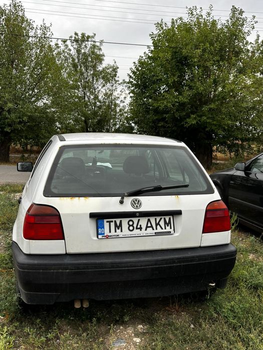 Vând golf 3 motor 1.9 tdi