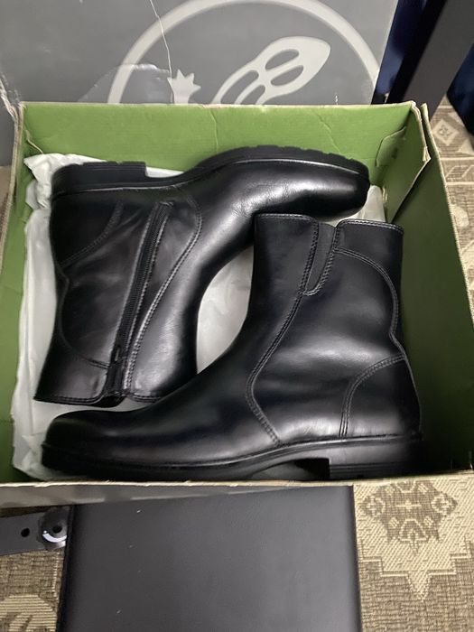 Продам мужские зимние сапоги